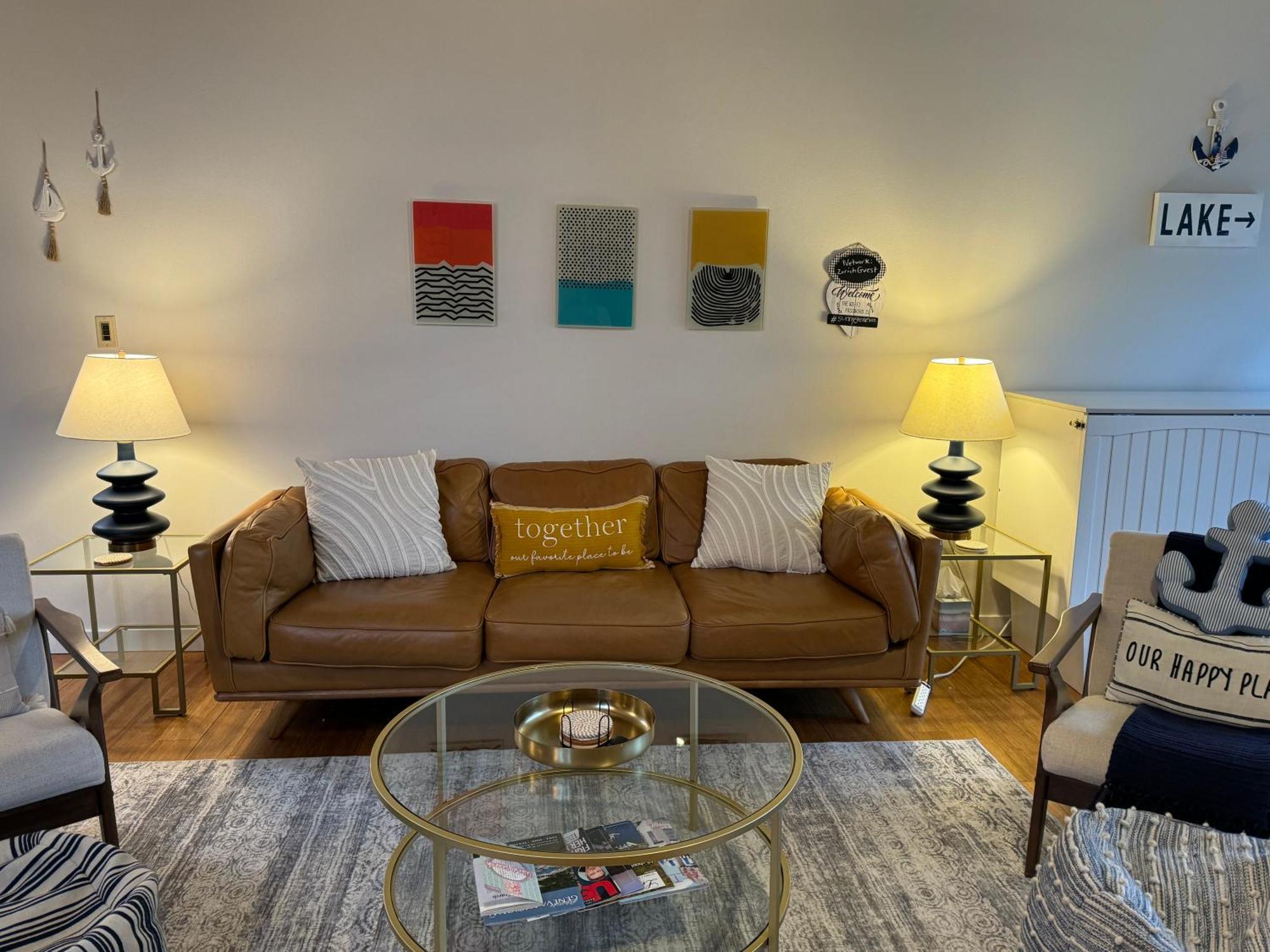 Newly Remodeled Mid-Century Modern Lake Condo Лейк Дженива Экстерьер фото